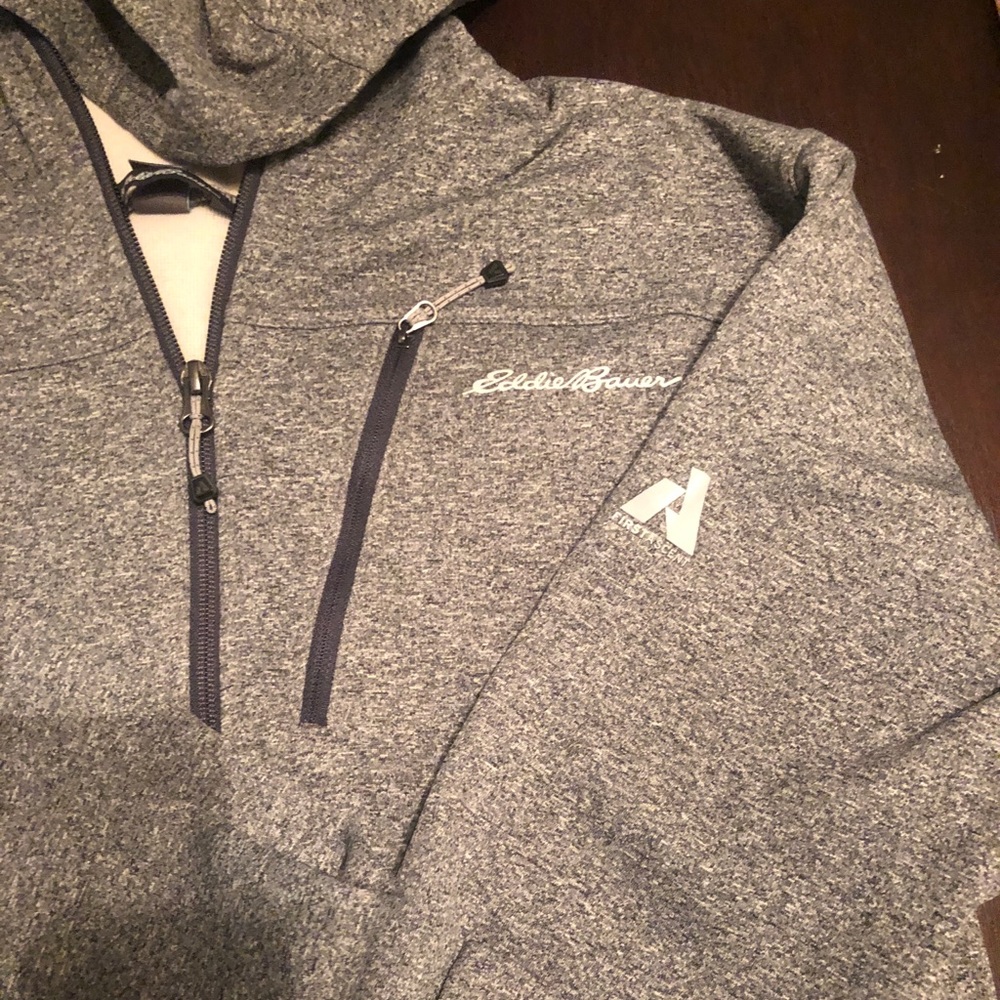Eddie Bauer zip up never worn